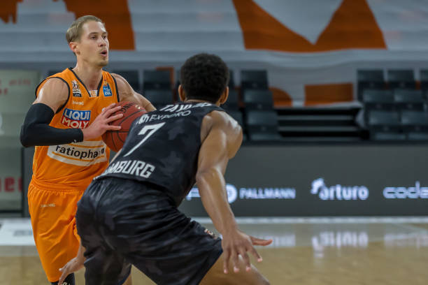 为举办地 为举办地