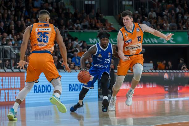 出来分担进 出来分担进