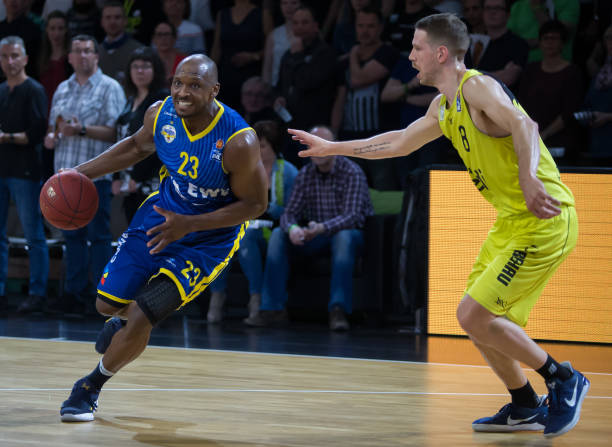 吸引全球的 吸引全球的